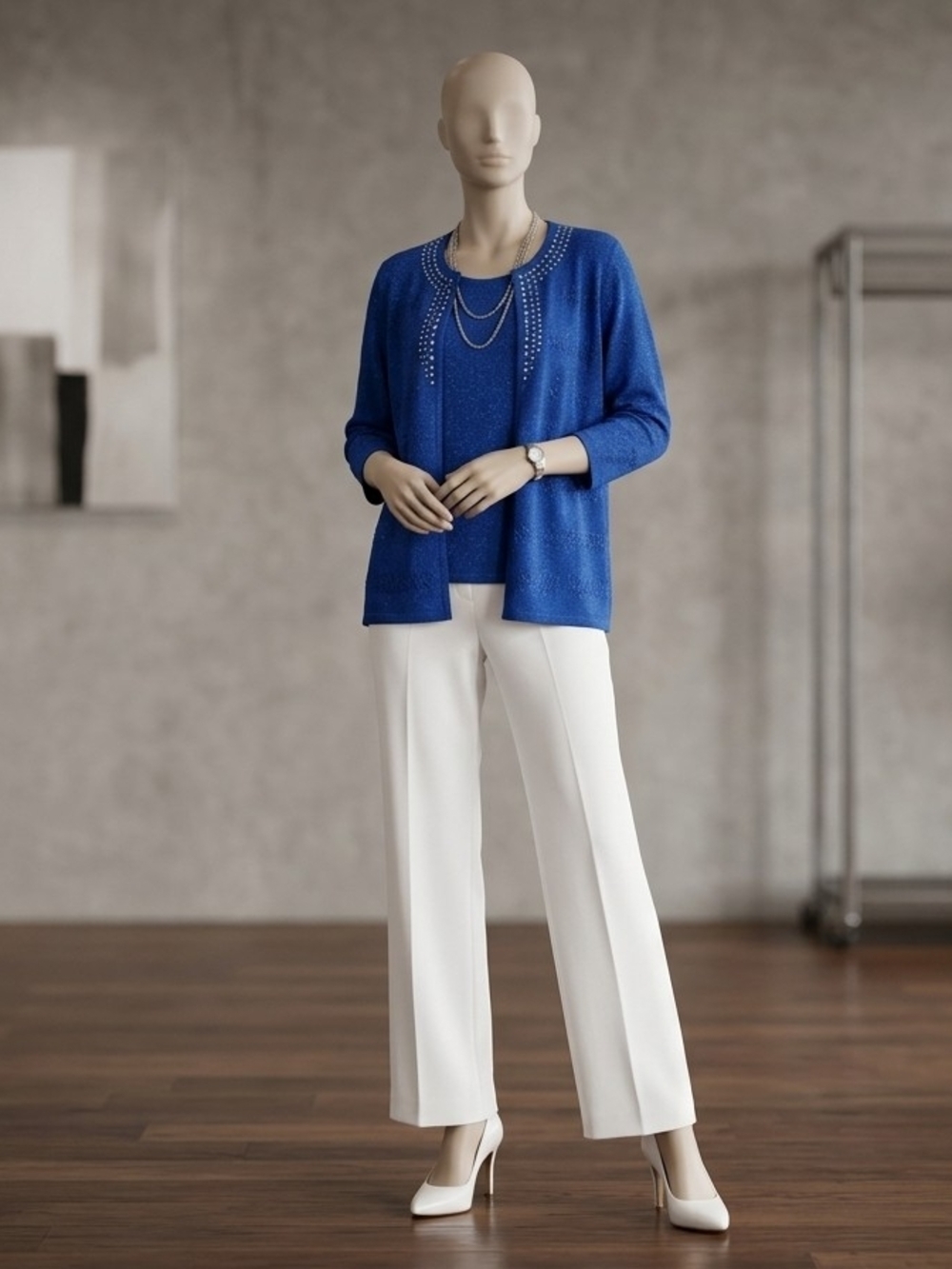 Alfred Dunner Royal Blue Rhinestone   Sweater (L) Pre-owned
